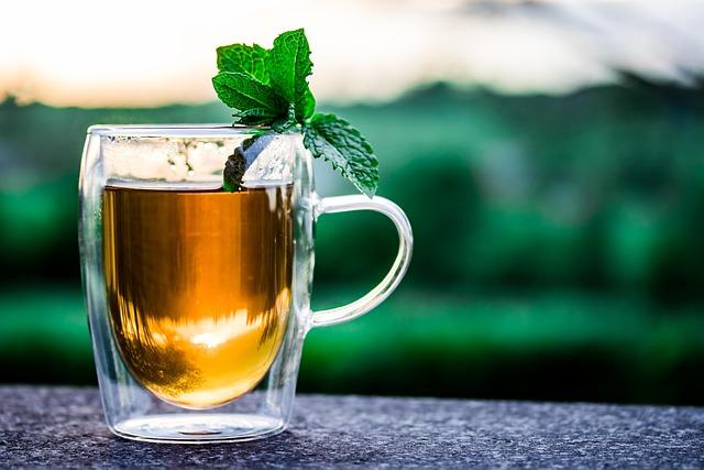 Ceaiuri calmante recomandate pentru susținerea respiratorie și rutină