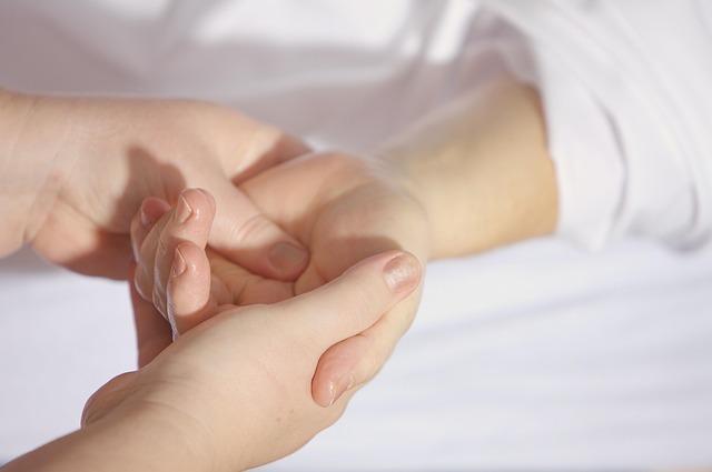 Alimentație echilibrată și hidratare consecventă adaptate recuperării cardiace